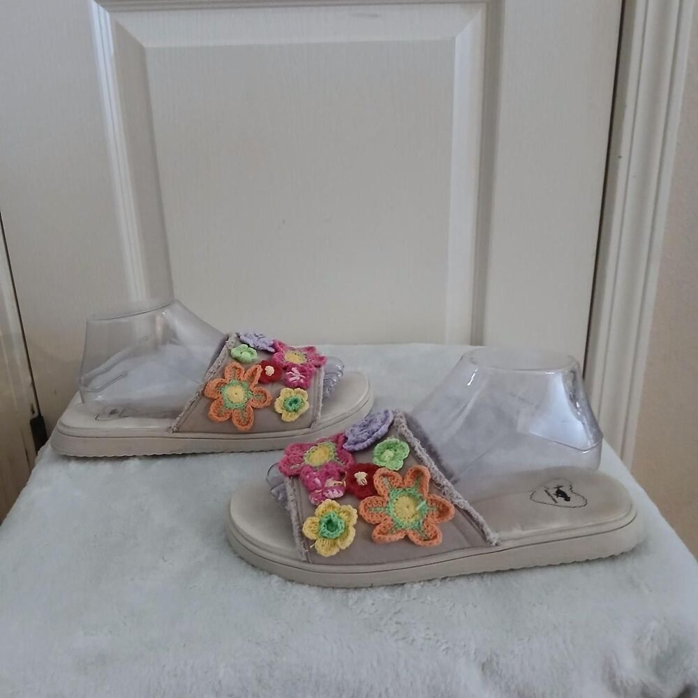 Rocket Dog Vibrant Multicolor Crochet Flower Butterfly Slide Sandals 8 Dopamine - Picture 4 of 8
